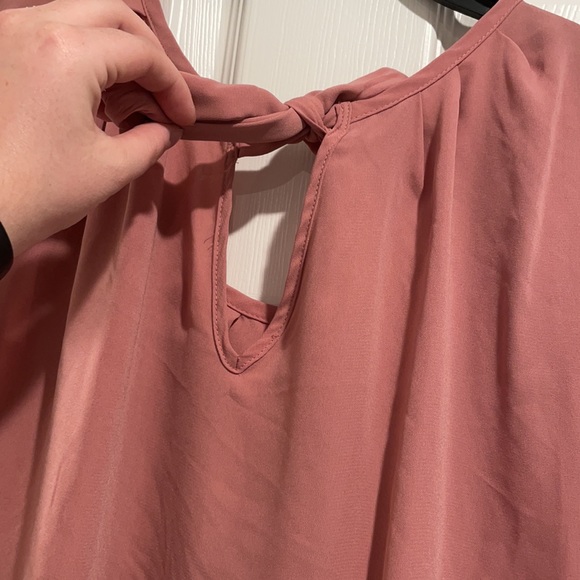 Pink blouse - Picture 3 of 4